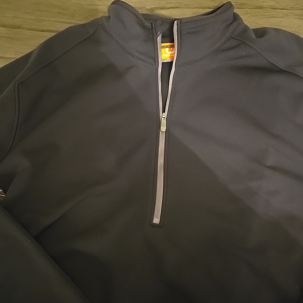 Merrell Black Pullover - Picture 2 of 5